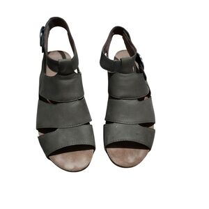 Dansko wedge Strappy Sandals  - 41 Easy on comfort walking open toe